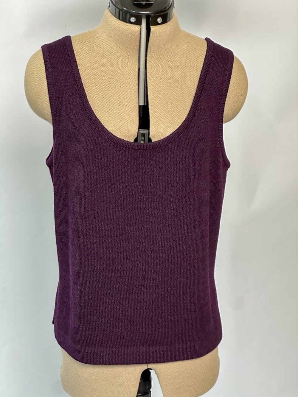 St. John Knits Women's Shell